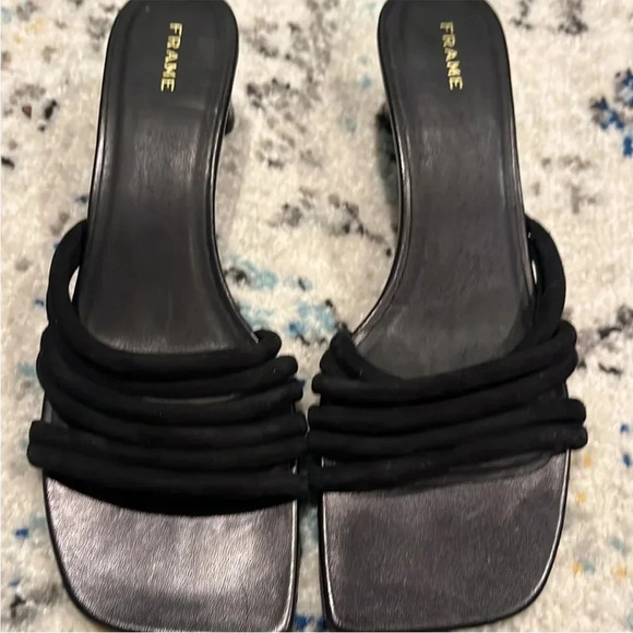 Frame Denim Le Tonga Leather Mules in Noir - Picture 5 of 8